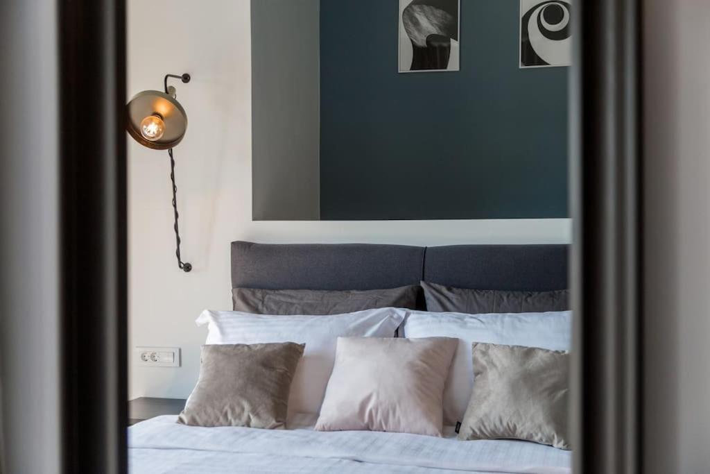 Marcante - Designer, Romantic Pool View Suite Porec Esterno foto